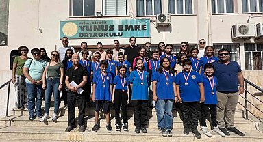 Köyceğiz'de kan bağışına destek veren öğrenciler madalyalarını aldı