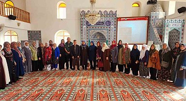 Köyceğizli 35 umreciye eğitim semineri verildi