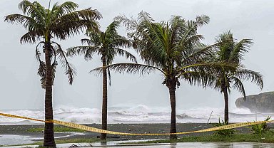 Krathon Tayfunu Tayvan'ı vurdu: 1 ölü, 70 yaralı