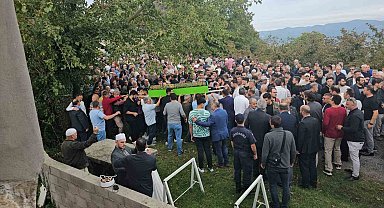 Küba'da çalıştıkları gemideki patlamada ölen denizciler memleketlerinde defnedildi