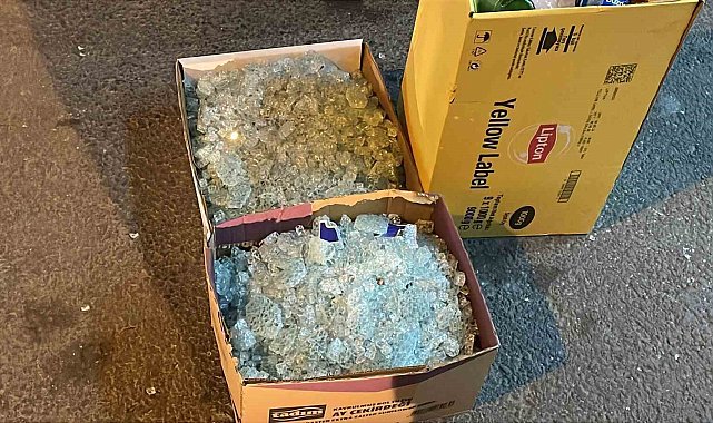 Küçükçekmece'de berberden çıkan iki kişiye silahlı saldırı: 2 yaralı