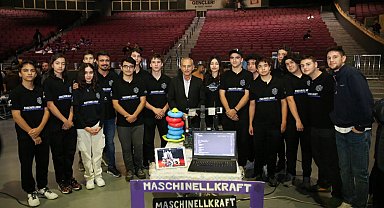 Küçükçekmece'de VEX Robotics heyecanı