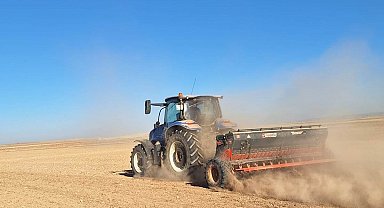 Kulu'da yaklaşık 750 bin dekarlık alanda arpa ve buğday ekimine başlandı