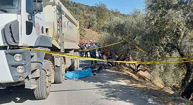Kum kamyonunun altında kalan anneanne ve torunu hayatını kaybetti