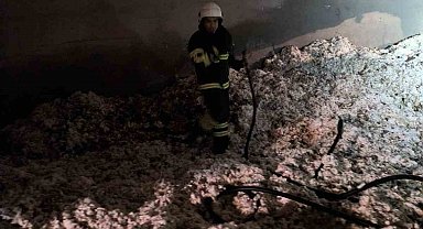 Kumlu'da pamuk fabrikasında yangın