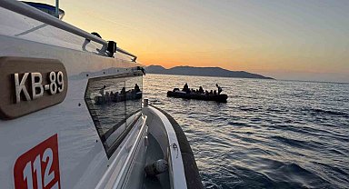 Kuşadası açıklarında 17 düzensiz göçmen kurtarıldı