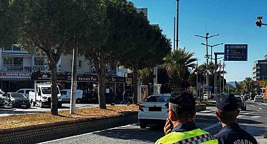 Kuşadası jandarmasından hava destekli trafik denetimi