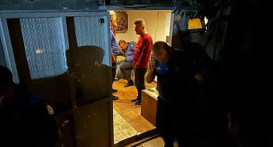 Kuşadası'nda barakada 1 kişi ölü bulundu