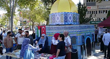 Kütahya'da Filistin-Gazze yararına hayır çarşısı