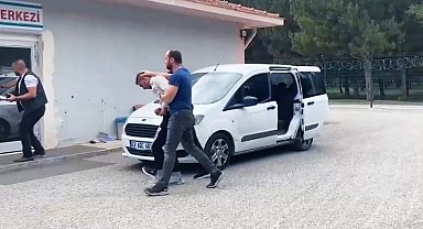 Kütahya'da hakkında 33 yıl hapis cezası ile aranan şahıs yakalandı