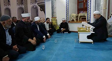 Kütahya'daki 'sabah namazı buluşması'na Diyanet İşleri Başkan Yardımcısı İşliyen de katıldı