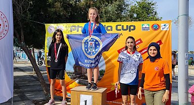 Kütahyalı sporcular, şehre madalyalarla döndü