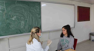Lise öğrencilerine diş taraması