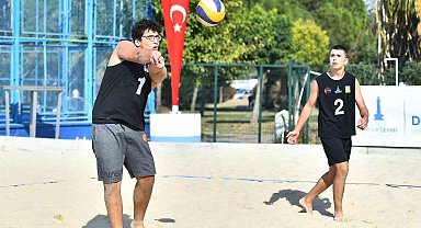 Liseliler Plaj Voleybolu Şenliği coşkuyla sona erdi