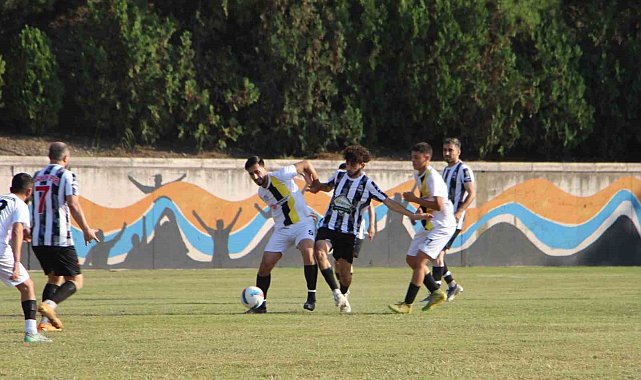 Maça bir gün kala lisansları çalınan futbolcular, sahaya çıkmayı başarsalar da maçı kazanamadılar