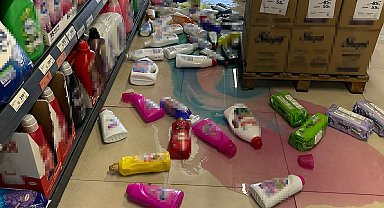 Malatya'da deprem anında yaşananlar kameralara yansıdı