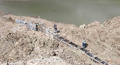 Manisa Büyükşehir Belediyesi üreticileri suyla buluşturuyor