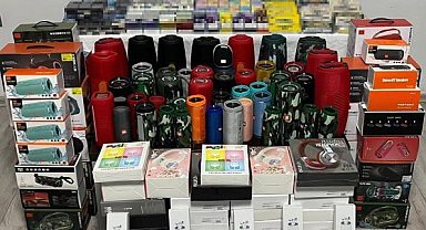 Markette bandrolsüz sigara ve tütün mamulleri ele geçirildi