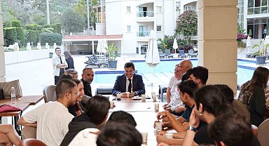 Marmaris Belediyesi'nden üniversite öğrencileri için tanışma pikniği