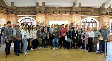 Metin Özöğüt sakinlerinden karma resim sergisi