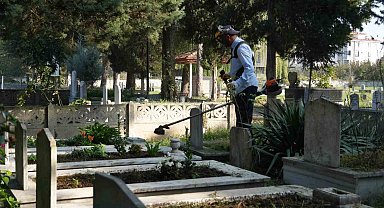Mevsime uygun bakım çalışmaları yapılıyor