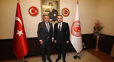 Milletvekili Koç, Gençlik ve Spor Bakanı Osman Aşkın Bak'ı ziyaret etti