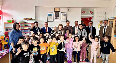 Milletvekili Ölmeztoprak minik öğrencilerle bir araya geldi