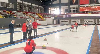 Milli Curlingçilere Kaymakam morali
