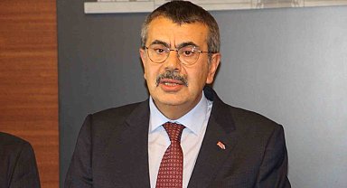 Milli Eğitim Bakanı Yusuf Tekin: "Elazığ ve Malatya'da okullar bir gün tatil edildi; Okullarımız ile ilgili herhangi bir hasar tespitimiz yok"