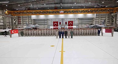 Milli Savunma Bakanı Güler, Katar Türk Hava Unsur Komutanlığını ziyaret etti