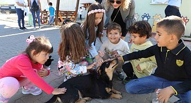Miniklerden can dostlara 4 Ekim ziyareti