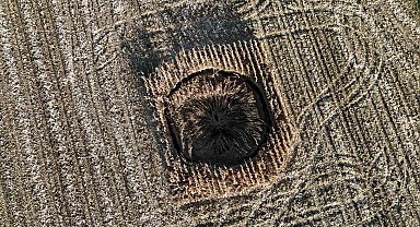 Mısır tarlasında 14,5 metre genişliğinde obruk oluştu