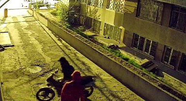 Motosiklet hırsızları polisten kaçamadı