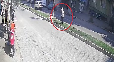 Motosikletin çarptığı yaşlı adam hayatını kaybetti