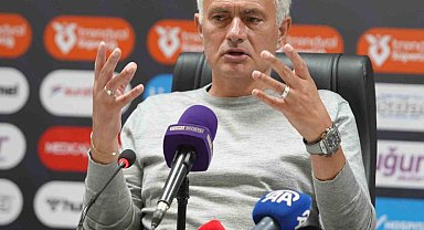 Mourinho: "Bu ligi biliyoruz, bazı takımlar daha kolay maç kazanıyorlar"