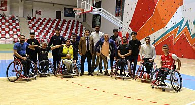 Müdür Taşdemir, engellileri ilk antrenmanda yalnız bırakmadı