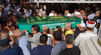 Müftü Ceyhan son yolculuğuna uğurlandı