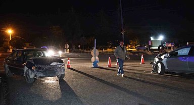 Nevşehir'de zincirleme trafik kazası: 5'i turist 7 yaralı