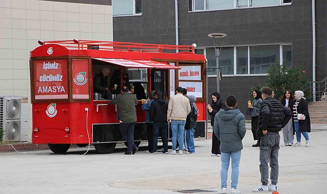 Nostaljik tramvay 'Çorbabüs' oldu