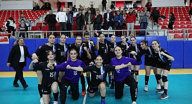 Odunpazarı GSK Kadın Hentbol Takımı, Tekirdağ CTE'yi yenerek seriyi 4 maça çıkardı