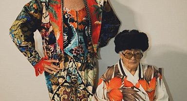 Oğluna 10 gün önce modellik yapan Melisa nineden acı haber