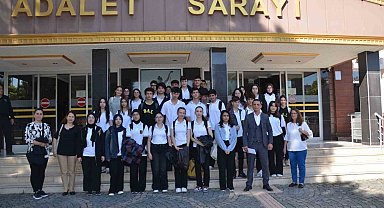 Öğrenciler adliyeyi gezdi