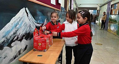 Öğrenciler sıfır atık konusunda bilinçlendiriliyor