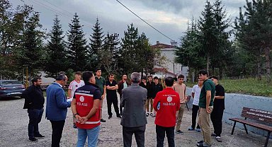 Öğrencilerden gerçeği aratmayan deprem ve yangın tatbikatı