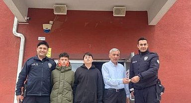 Öğrencilerden örnek davranış