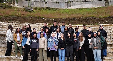Öğrencilerden tarihe yolculuk