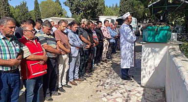 Öldürüldükten sonra orman gömülen genç kız toprağa verildi