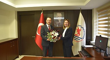 OMÜ İlahiyat Fakültesi Dekanlığı'nda görev değişimi