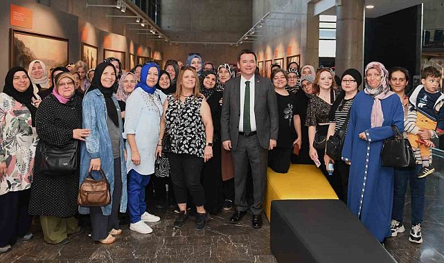 Osmangazili kadınlar Bursa Kültür Gezisi ile kenti geziyor