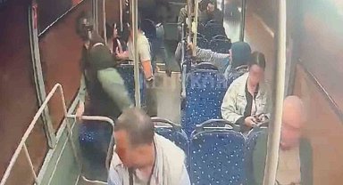 Otobüste yolcuların gözü önünde cinayet işledi